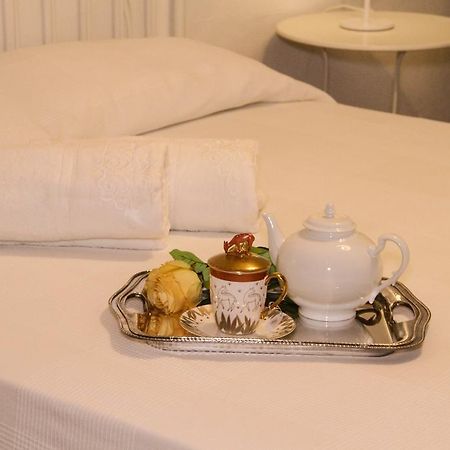 Abitare Il Borgo Piazza Del Popolo Apartment Castagneto Carducci Bagian luar foto