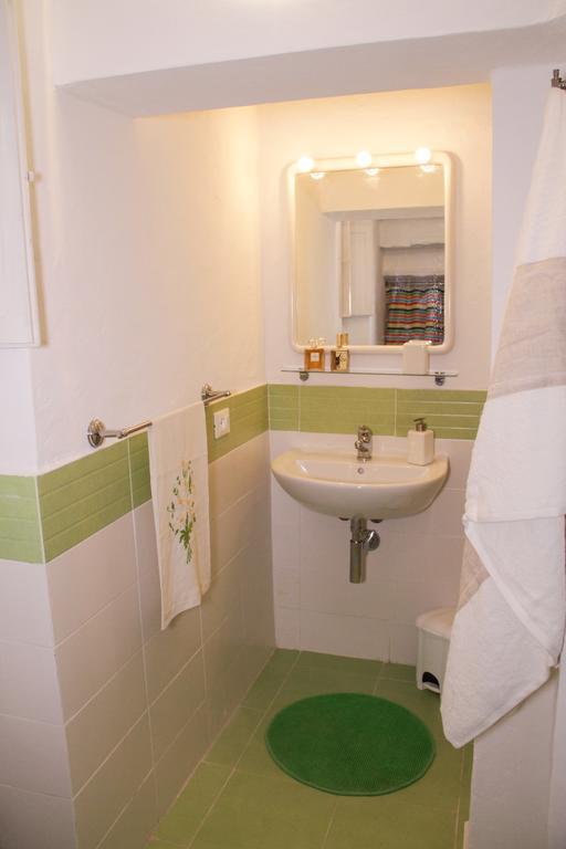 Abitare Il Borgo Piazza Del Popolo Apartment Castagneto Carducci Bagian luar foto