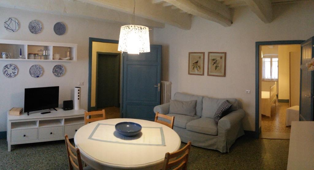 Abitare Il Borgo Piazza Del Popolo Apartment Castagneto Carducci Bagian luar foto