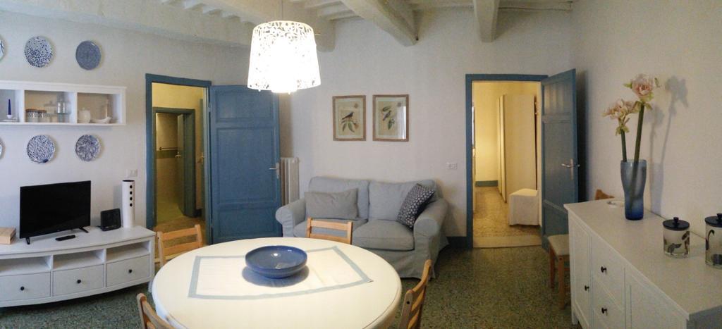 Abitare Il Borgo Piazza Del Popolo Apartment Castagneto Carducci Bagian luar foto